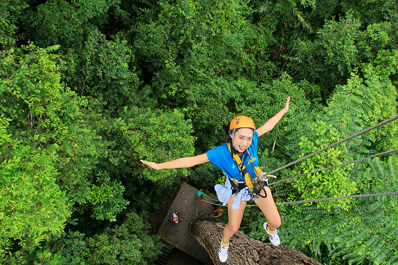 Gibbon Uçuş: Chiang Mai Eco Zip Line Macera